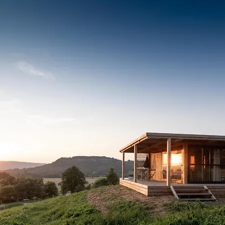 Кемпинг Huttopia Pays De Cordes Sur Ciel