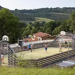 Huttopia Pays De Cordes Sur Ciel *