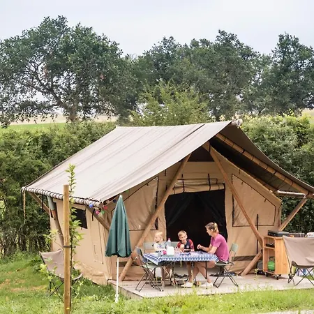 Huttopia Pays De Cordes Sur Ciel Campsite